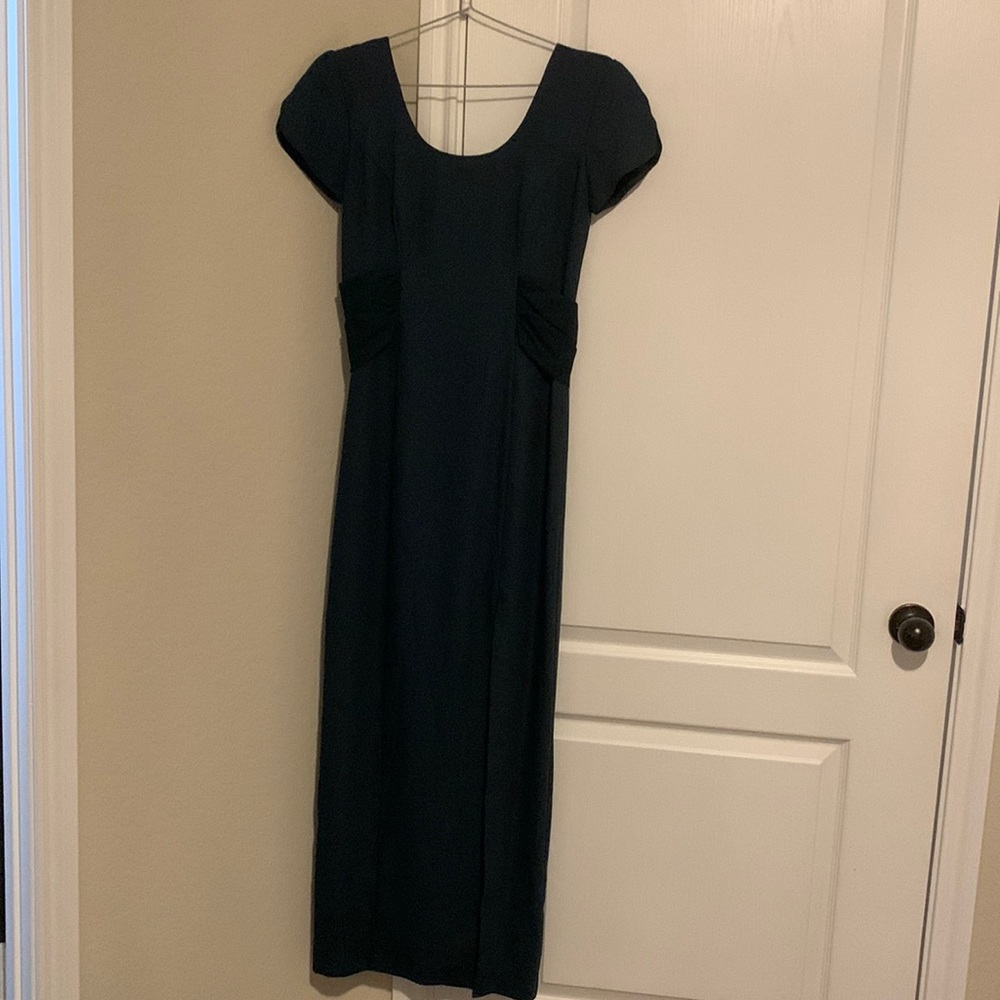 Bridal by Lori Ann Formal dress Green Size 6. Made in Canada.